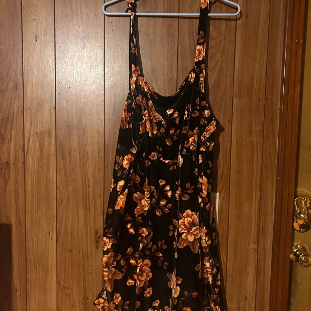 Torrid Black Dress with Orange Floral Accent, NWOT TORRID SIZE 2